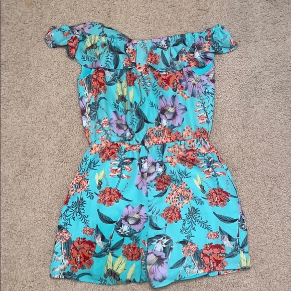 Romper - Picture 2 of 3